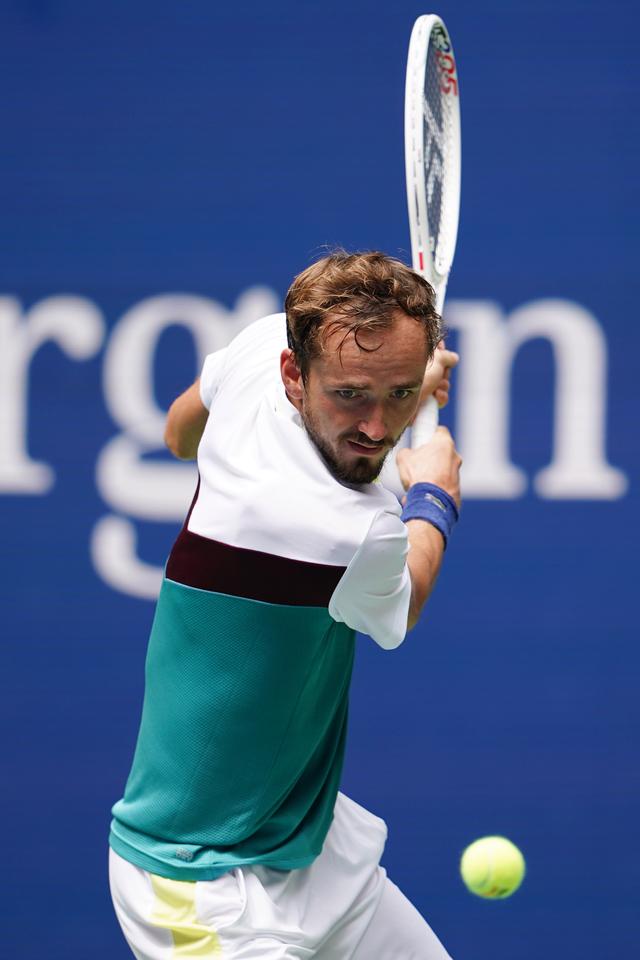 关于日本网球队血洗意大利网球队,梅德韦杰夫打破历史纪录的信息 关于日本网球队血洗意大利网球队,梅德韦杰夫打破历史纪录的信息