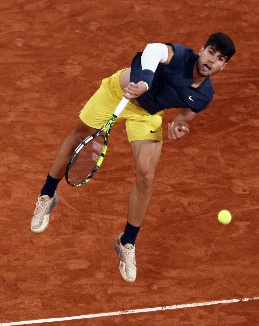 关于西班牙网球队强势法国网球队，阿尔卡拉斯惊艳世界的信息