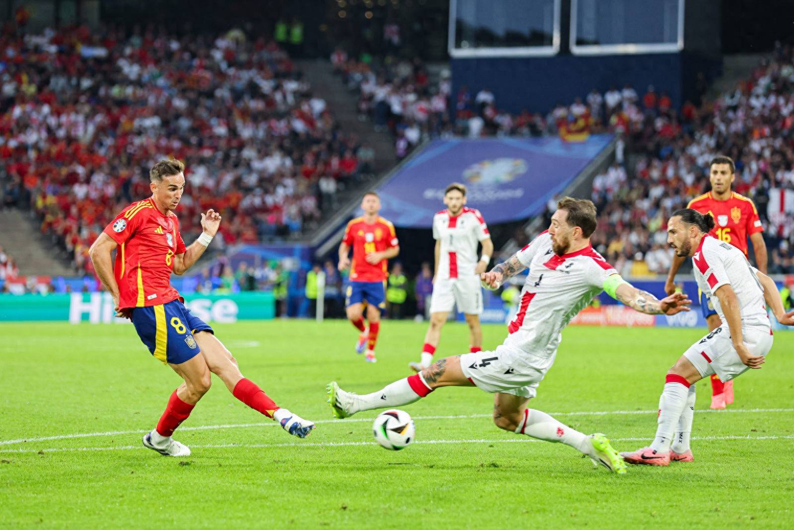 米兰登录入口-格鲁吉亚力拼到底！欧洲杯前途逼近