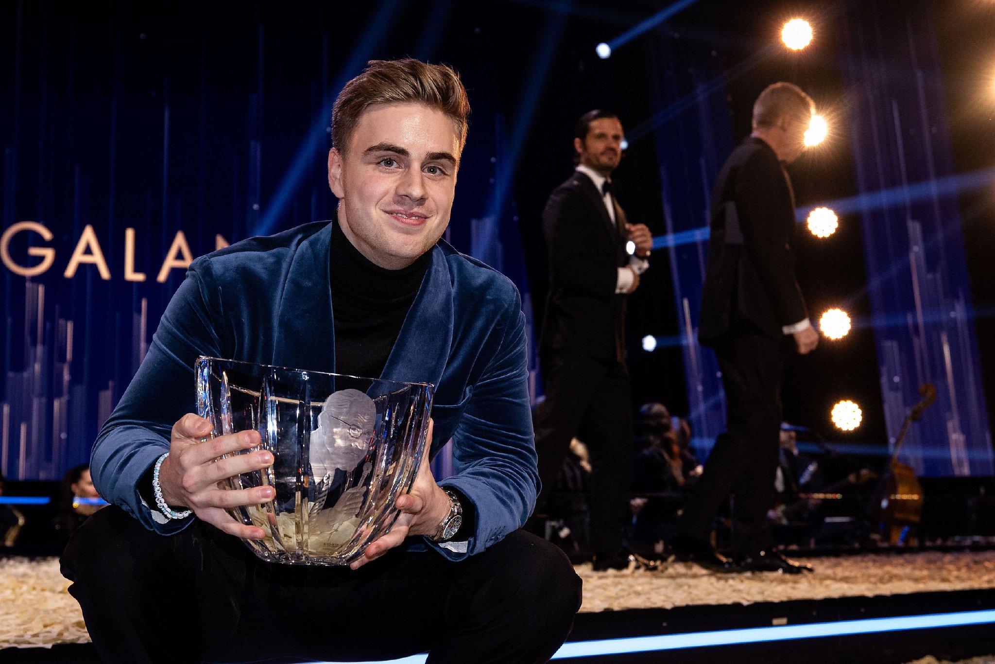 ac米兰-瑞典选手夺魁，创造历史佳绩，登上领奖台的简单介绍