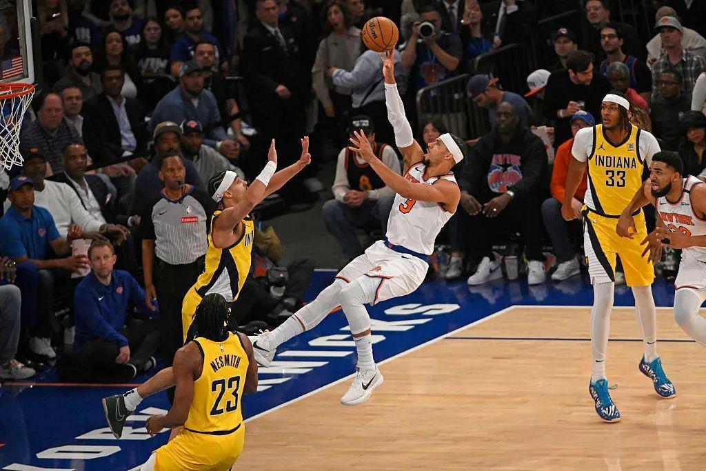 尼克斯鏖战爵士,乔治点燃赛场的简单介绍 尼克斯鏖战爵士,乔治点燃赛场的简单介绍