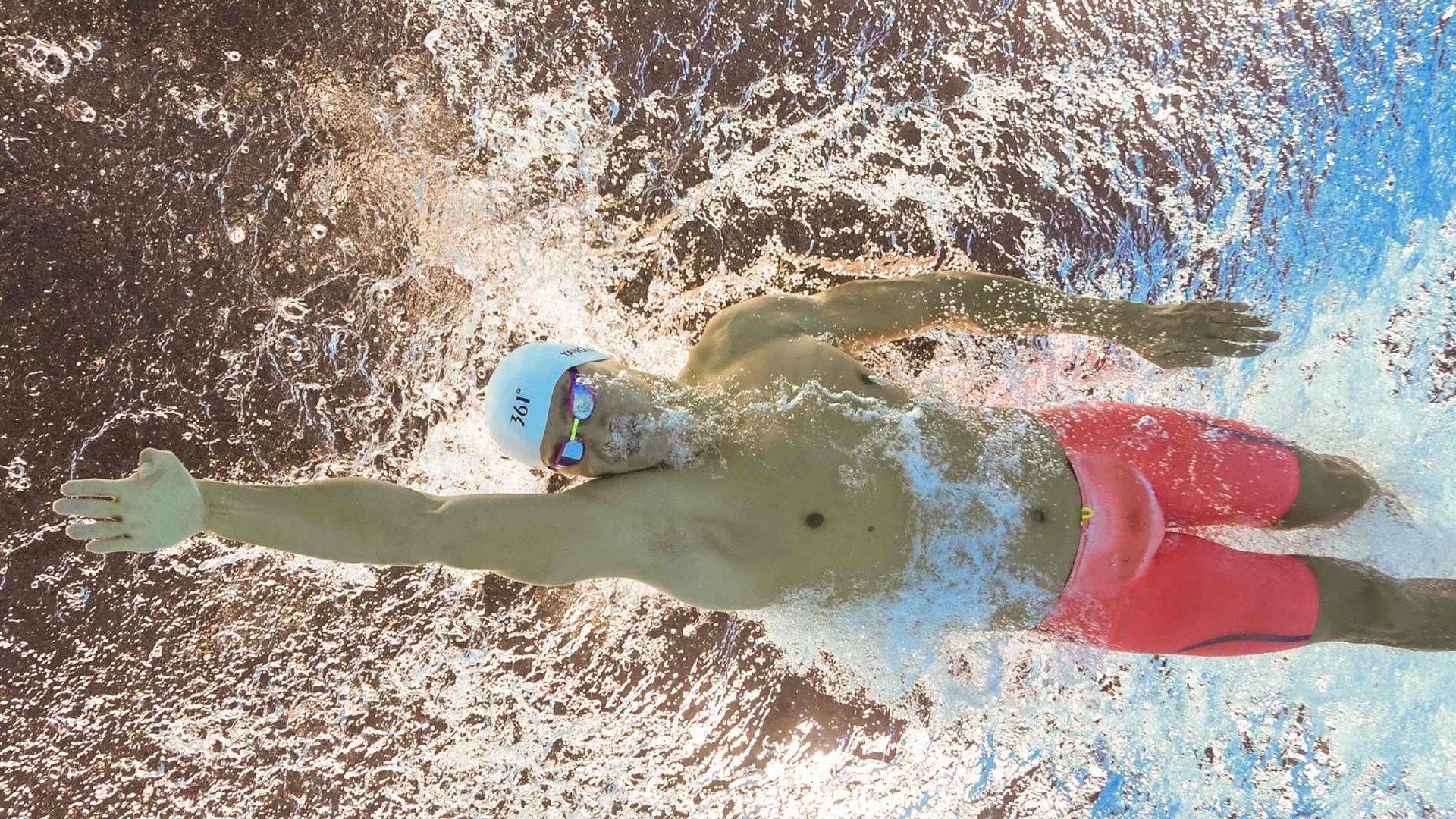 拉什福德攻防两端统治赛场，尼斯淘汰赛力克罗马晋级