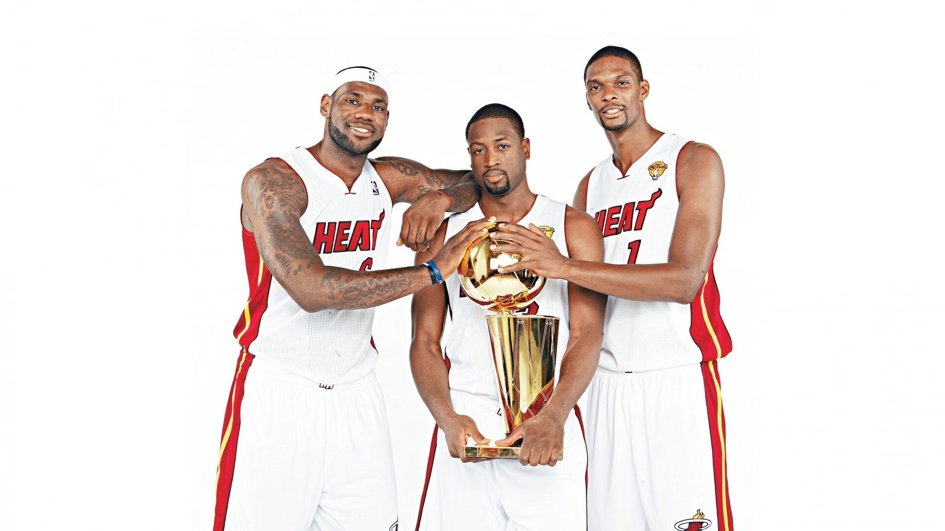 保罗爆发引领广厦队节奏,尼克斯如何应对东方篮球智慧?